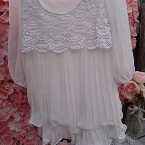 R.J Story white elegant top